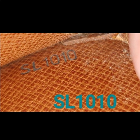 Louis Vuitton purse - Picture 5 of 5